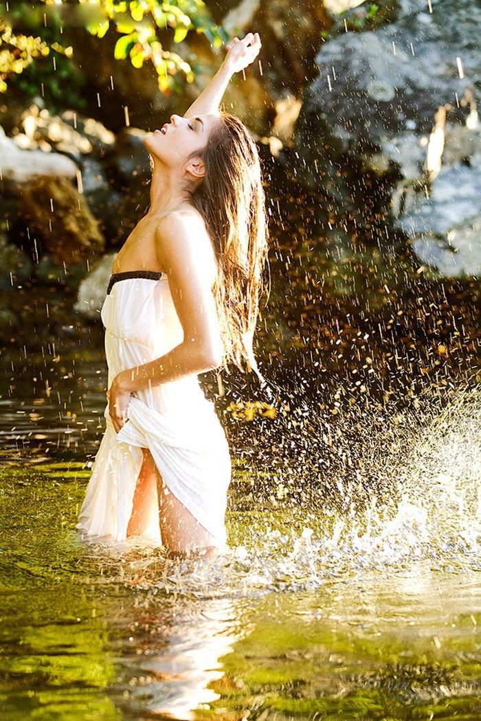 Marie Avgeropoulos in Mbabane