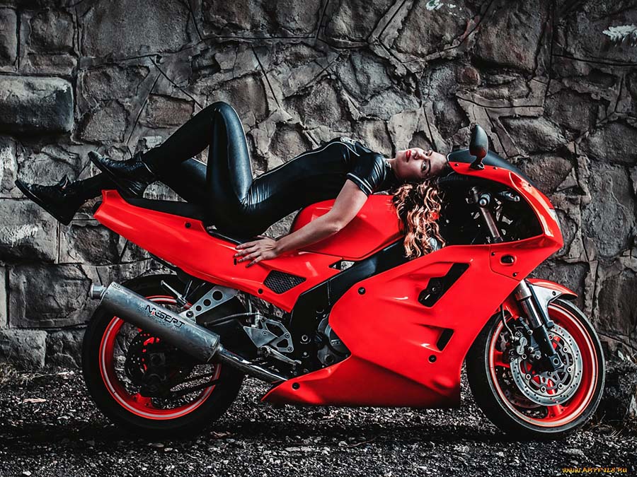 Beautiful girl Beautiful girls and motorcycles in Mbabane