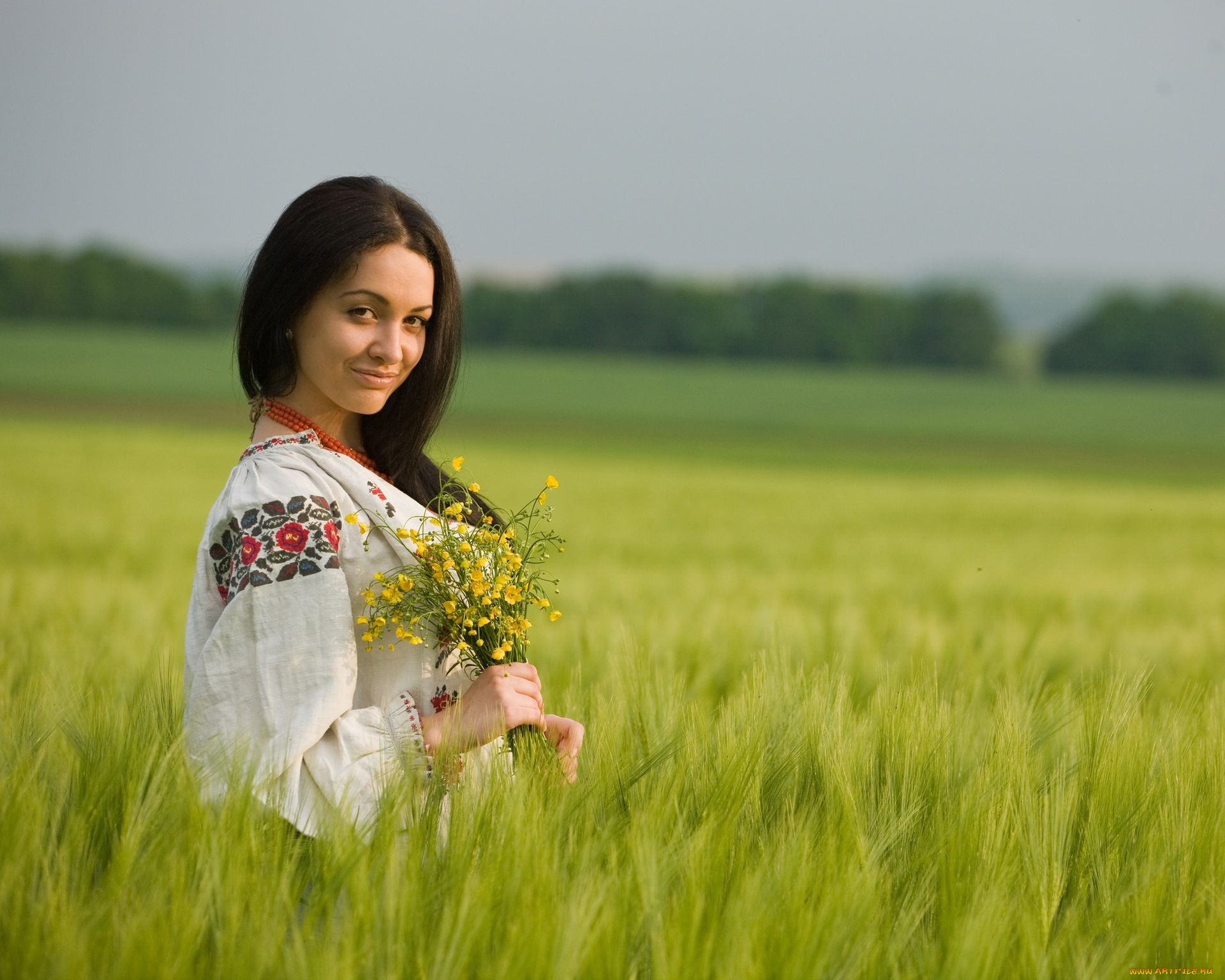 Women in Slavic costumes in Mbabane